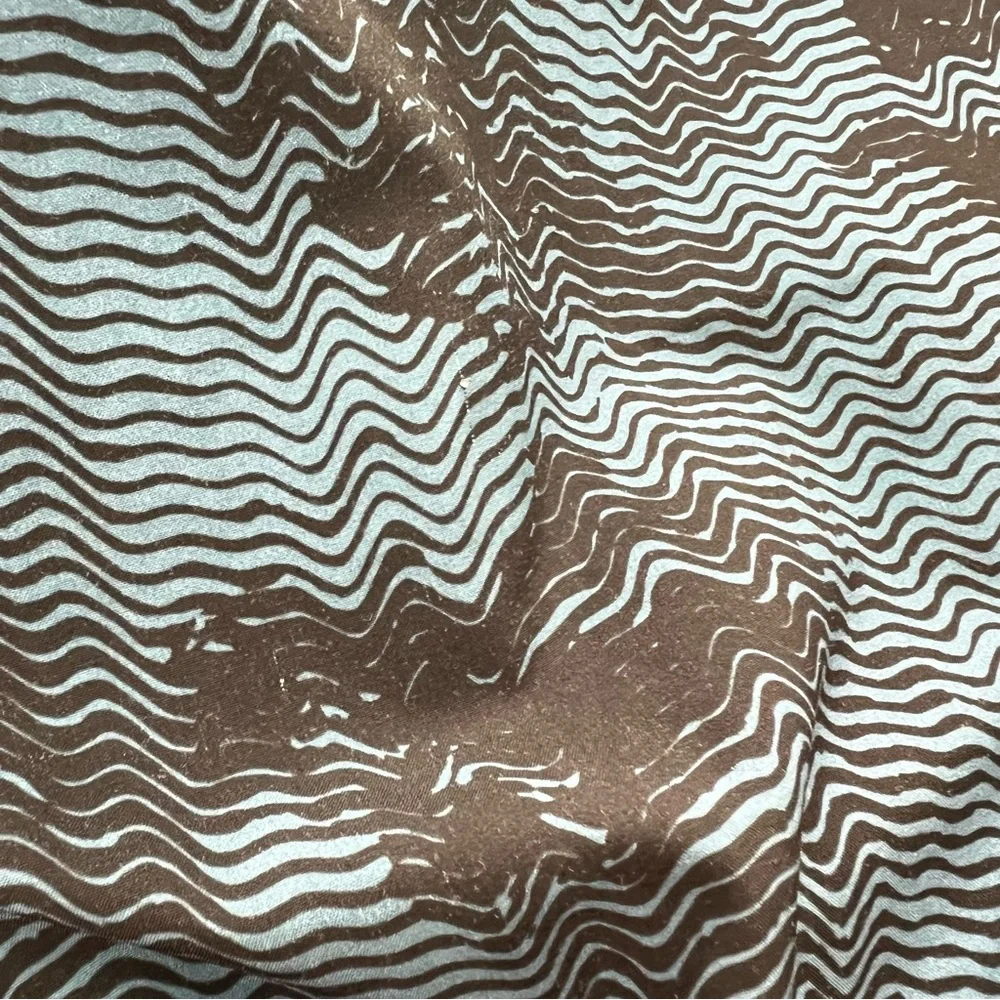 Vuori Blue Shorts with Light Blue Wave Print Size Medium
